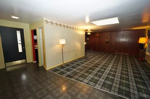 499 Wellesley, Cincinnati, OH 45224 photo 5