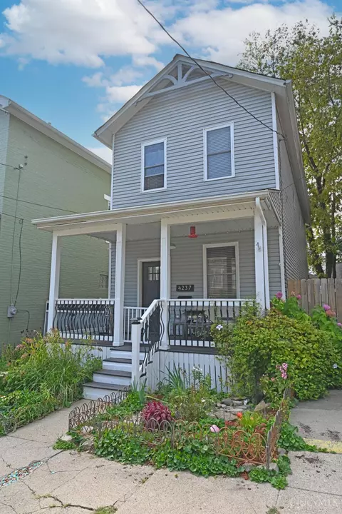 4237 Mad Anthony, Cincinnati, OH 45223