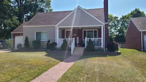 1537 Clovernoll Dr, Cincinnati, OH 45231