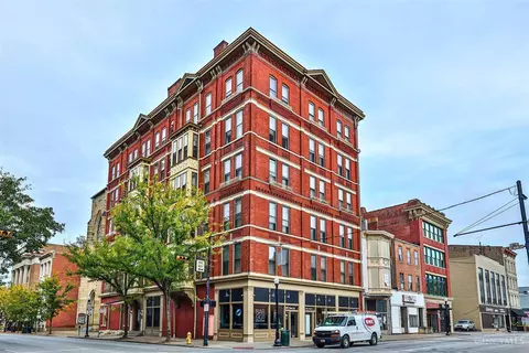 104 9th #4C, Cincinnati, OH 45202
