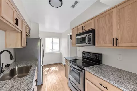 2111 Sutton Ave #C, Cincinnati, OH 45230 photo 6