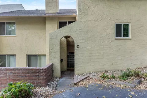 2111 Sutton Ave #C, Cincinnati, OH 45230