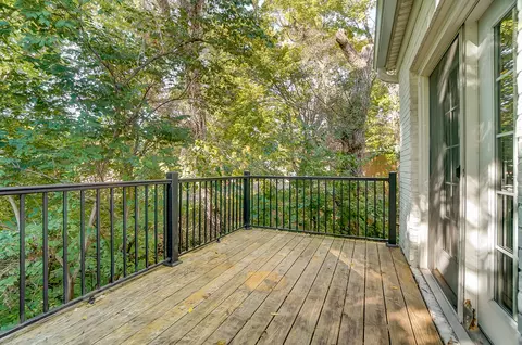 183 Garfield, Cincinnati, OH 45246 photo 39