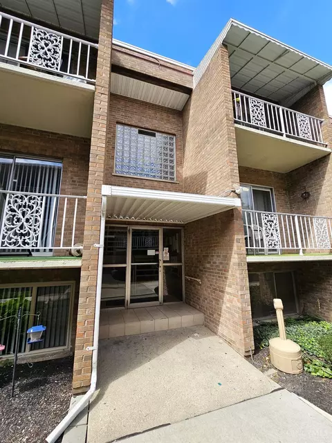 3640 Westwood Northern #14, Cheviot, OH 45211