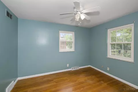 8699 Zenith Ct, Cincinnati, OH 45231 photo 30