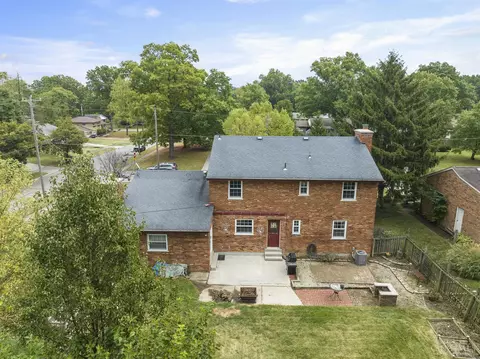 8699 Zenith Ct, Cincinnati, OH 45231 photo 5