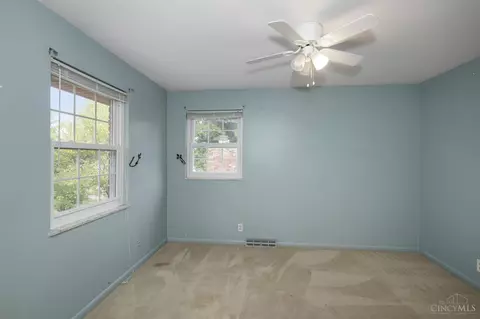 8699 Zenith Ct, Cincinnati, OH 45231 photo 27