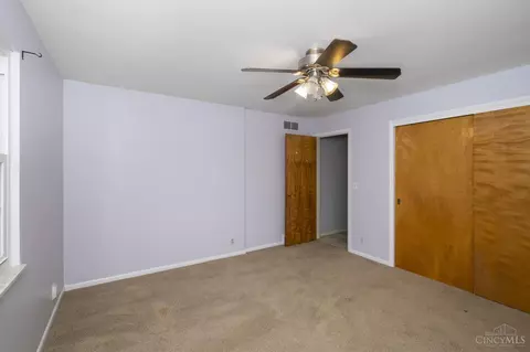 8699 Zenith Ct, Cincinnati, OH 45231 photo 26