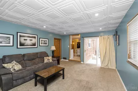 8699 Zenith Ct, Cincinnati, OH 45231 photo 23