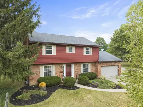 8699 Zenith Ct, Cincinnati, OH 45231 photo 3