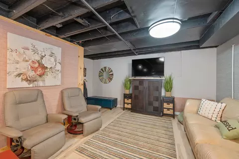 904 Oak, Cincinnati, OH 45215 photo 30