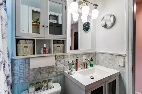 904 Oak, Cincinnati, OH 45215 photo 25
