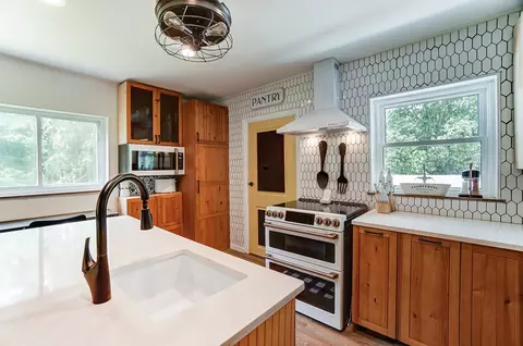 904 Oak, Cincinnati, OH 45215 photo 14