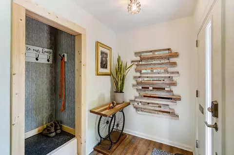 904 Oak, Cincinnati, OH 45215 photo 6