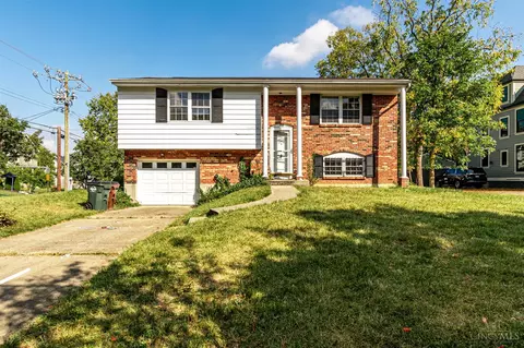 814 Burns Ave, Wyoming, OH 45215