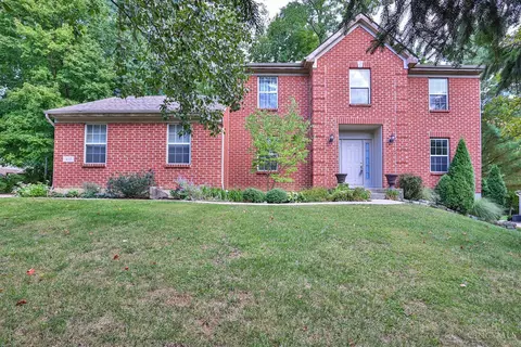 917 Baccarat Dr, Cincinnati, OH 45245
