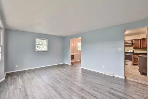 117 Bunker Hl, Reading, OH 45215 photo 5