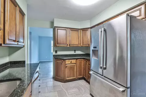 117 Bunker Hl, Reading, OH 45215 photo 12