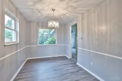 117 Bunker Hl, Reading, OH 45215 photo 9