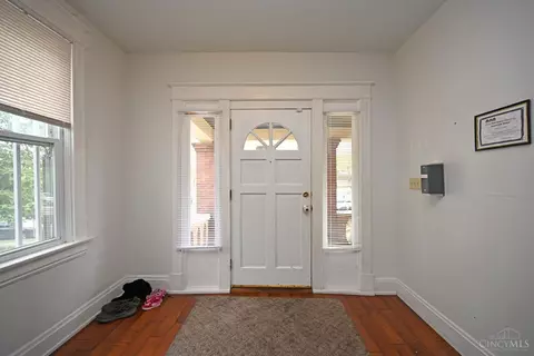 928 Windsor, Cincinnati, OH 45206 photo 4