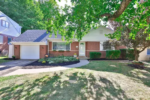 2644 Mendova Ln, Cincinnati, OH 45230