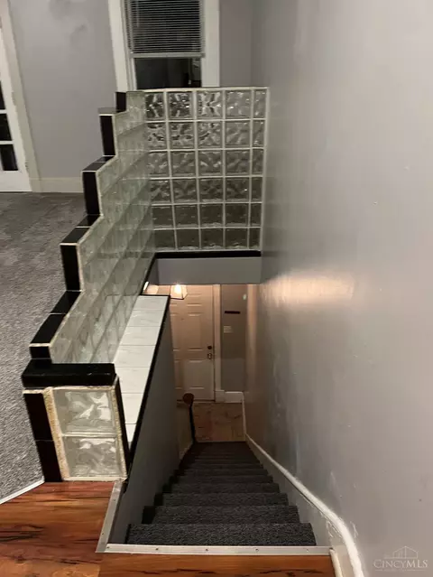 2705 Hackberry St, Cincinnati, OH 45206 photo 6