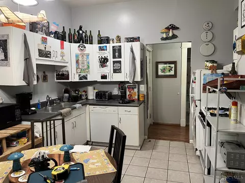 2705 Hackberry St, Cincinnati, OH 45206 photo 3