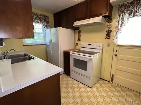 3002 Ferguson Rd, Cincinnati, OH 45238 photo 11