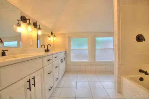 1359 Fleming, Cincinnati, OH 45206 photo 23