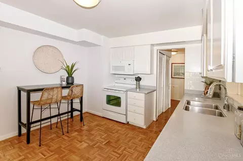 31 Observatory, Cincinnati, OH 45208 photo 21