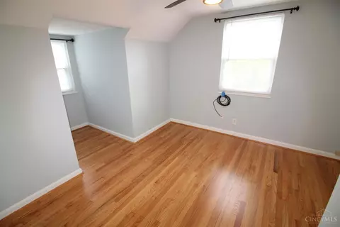 198 Crest, Reading, OH 45215 photo 10