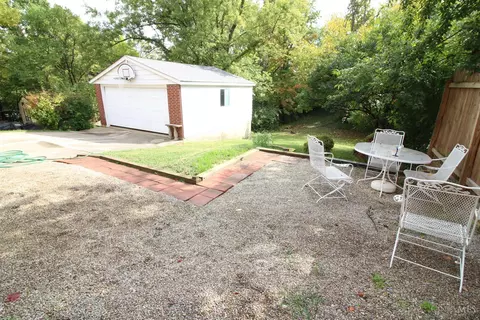 198 Crest, Reading, OH 45215 photo 2