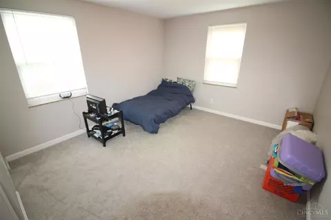 198 Crest, Reading, OH 45215 photo 9
