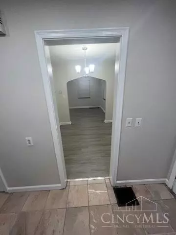 3044 Worthington Ave, Cincinnati, OH 45211 photo 9