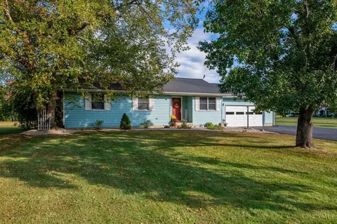 105 Creek Dr, Sardinia, OH 45171