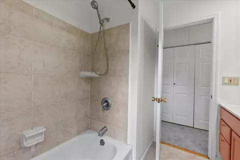 7152 Grantham, Cincinnati, OH 45230 photo 19
