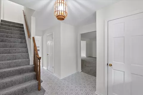 7152 Grantham, Cincinnati, OH 45230 photo 4