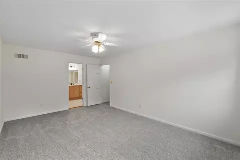 7152 Grantham, Cincinnati, OH 45230 photo 21