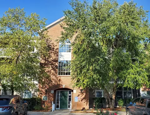 5461 Michelles Oak #E, Cincinnati, OH 45248