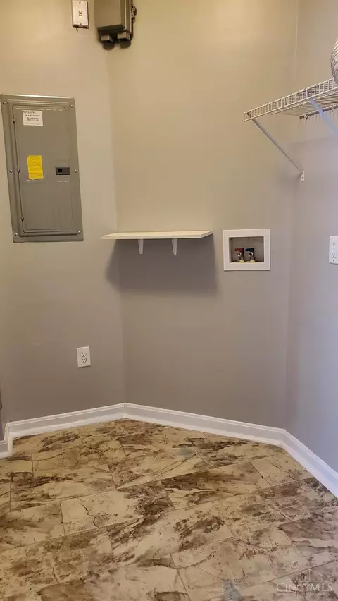 5461 Michelles Oak #E, Cincinnati, OH 45248 photo 47