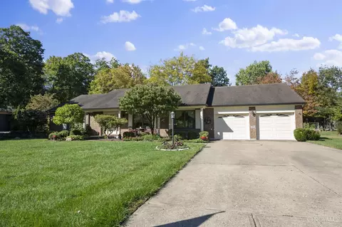 2091 Greenpine Dr, Cincinnati, OH 45231 photo 4
