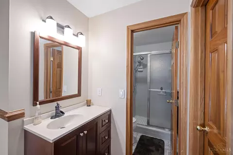 2091 Greenpine Dr, Cincinnati, OH 45231 photo 29