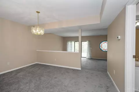 7290 Galbraith, Cincinnati, OH 45243 photo 9