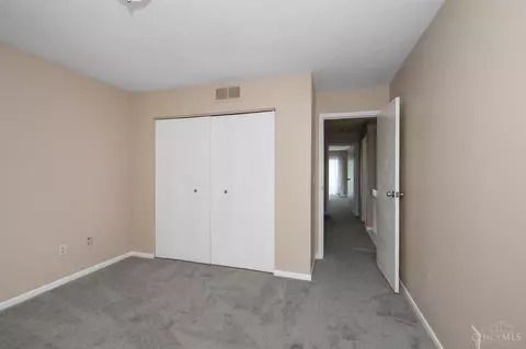 7290 Galbraith, Cincinnati, OH 45243 photo 16