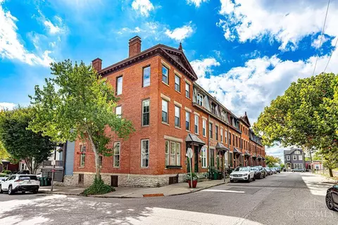 927 Paradrome St #3, Cincinnati, OH 45202