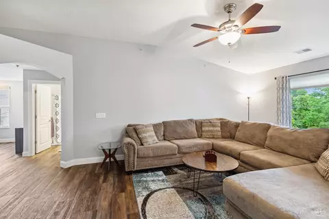 1396 Shadowood Trl, Hamilton Township, OH 45039 photo 8