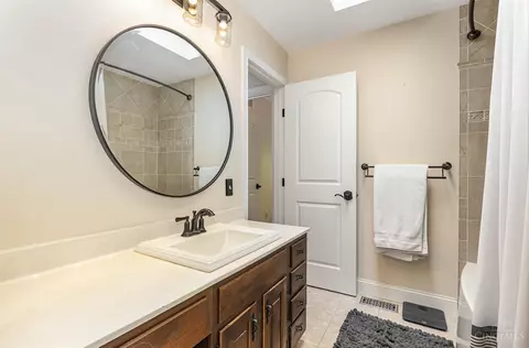8423 Skiff Ln, Maineville, OH 45039 photo 16