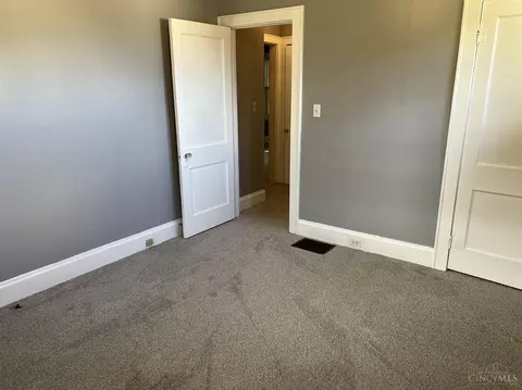 530 Fleming, Cincinnati, OH 45231 photo 12