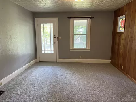 530 Fleming, Cincinnati, OH 45231 photo 4