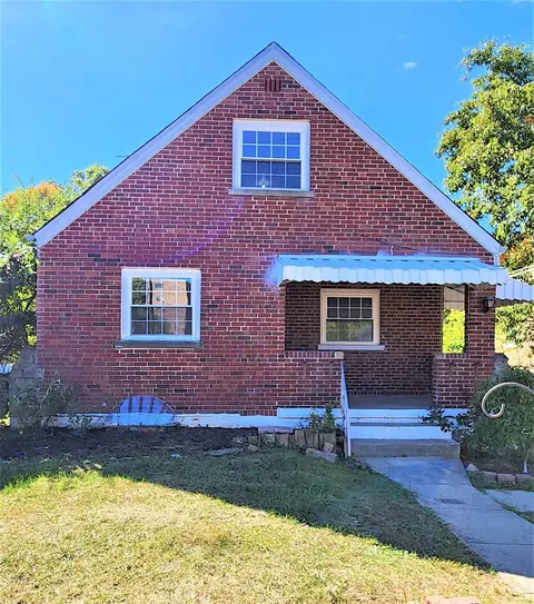 3843 Applegate, Cheviot, OH 45211